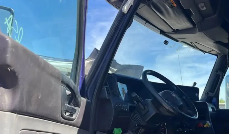 
								2019 International PROSTAR full									