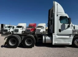 
										2016 FREIGHTLINER CASCADIA DAY CAB full									