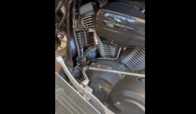 
								2006 Yamaha Roadliner full									