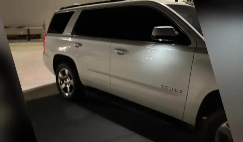 
								2016 Chevrolet Tahoe LT full									