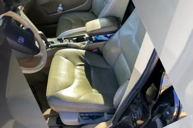 Volvo XC70_2002